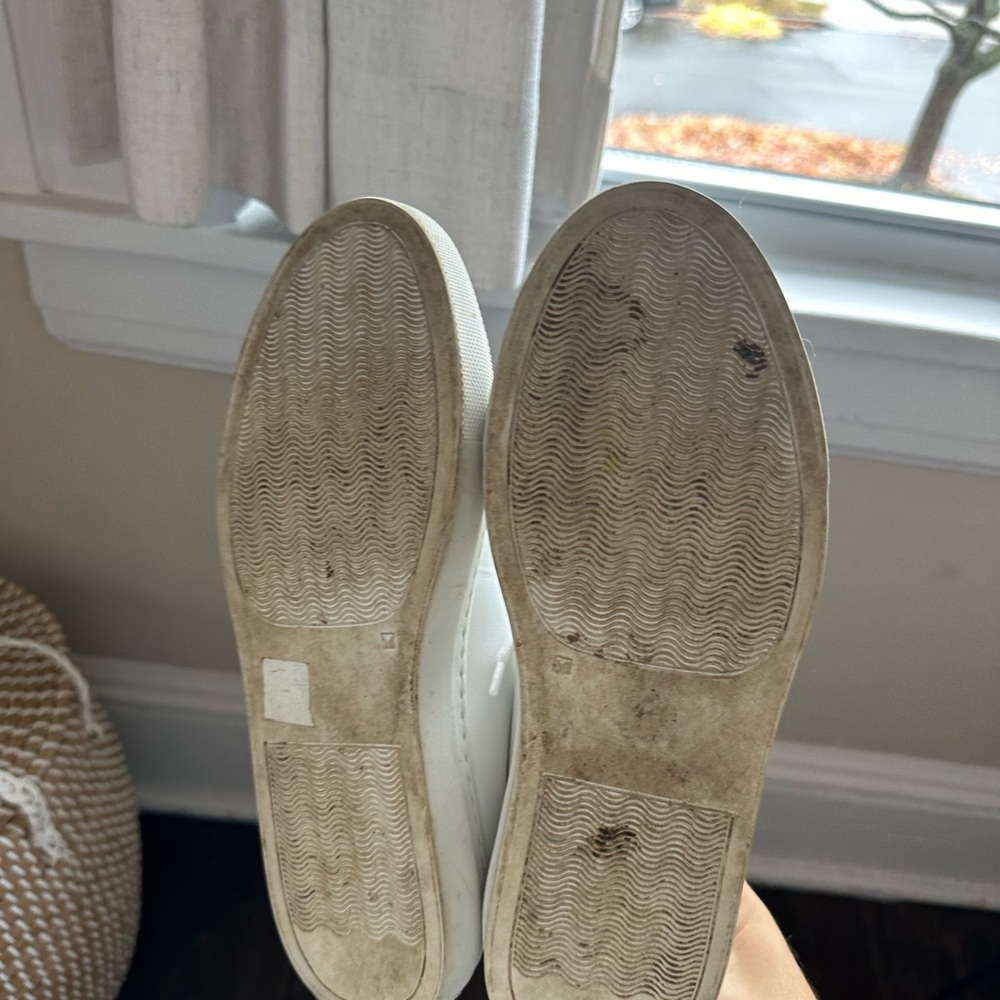 Common Projects White Sneakers - Picture 5 of 6